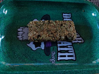 Strawberry Banana Bud Bars