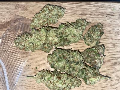 Delicious Strong Super Lemon Haze