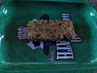 Strawberry Banana Bud Bars